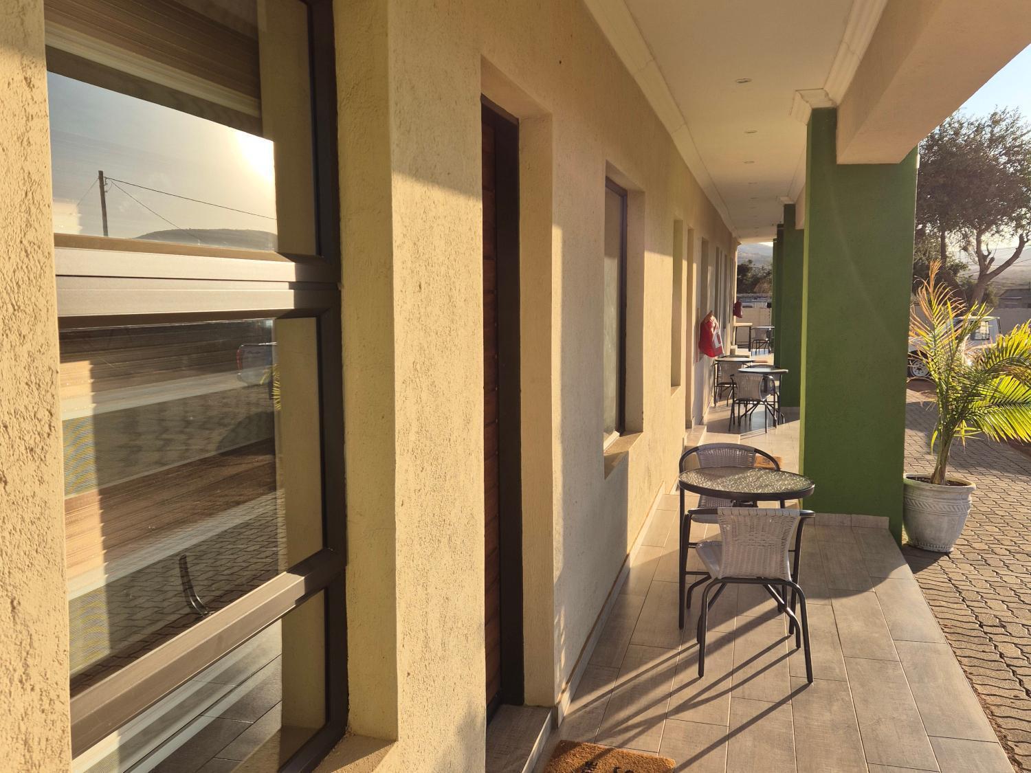 Andrimat Roadside Guest Lodge Mogwase Exterior photo