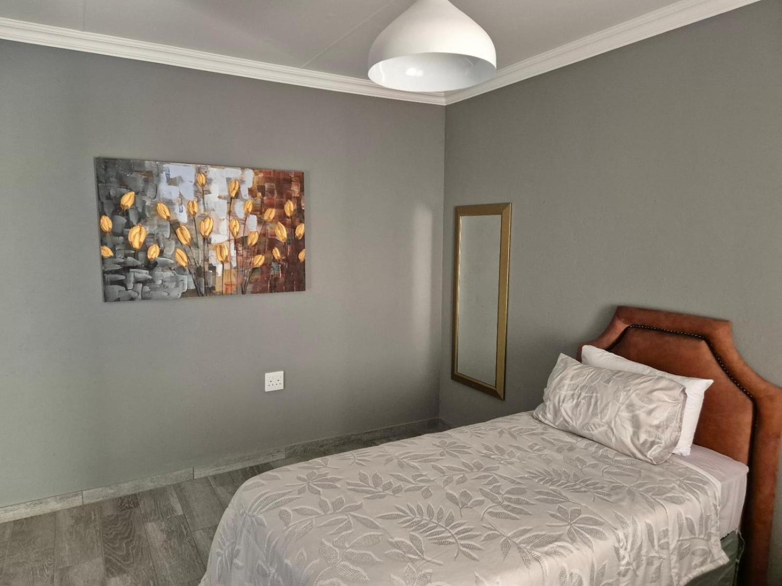 Andrimat Roadside Guest Lodge Mogwase Room photo
